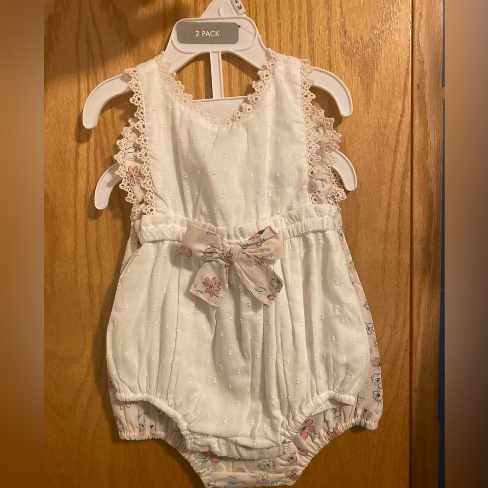 3 piece rompers set.